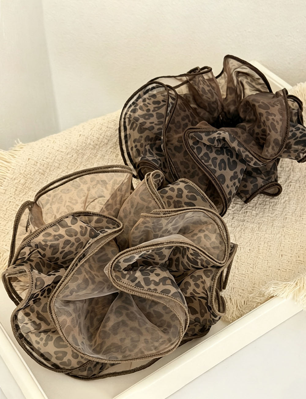 Vintage Leopard Print Organza Hair Scrunchies 6W6HSR360