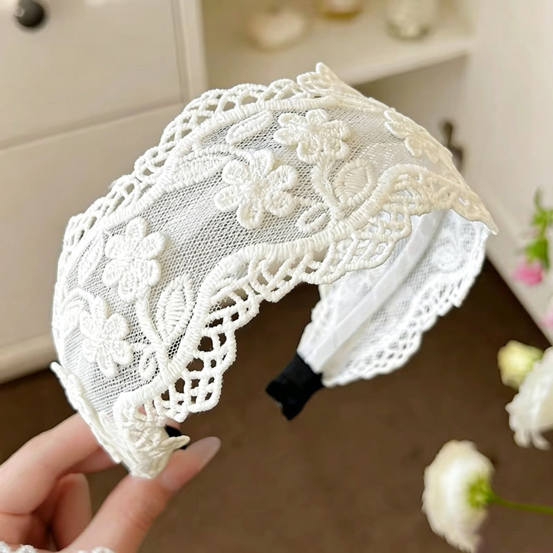 Elegant Lace Floral Hollow Out Wide Headband 6W6HBD303
