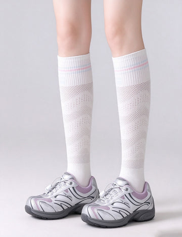 Stylish Color Block Striped Over Knee High Socks 6W8FSO1011