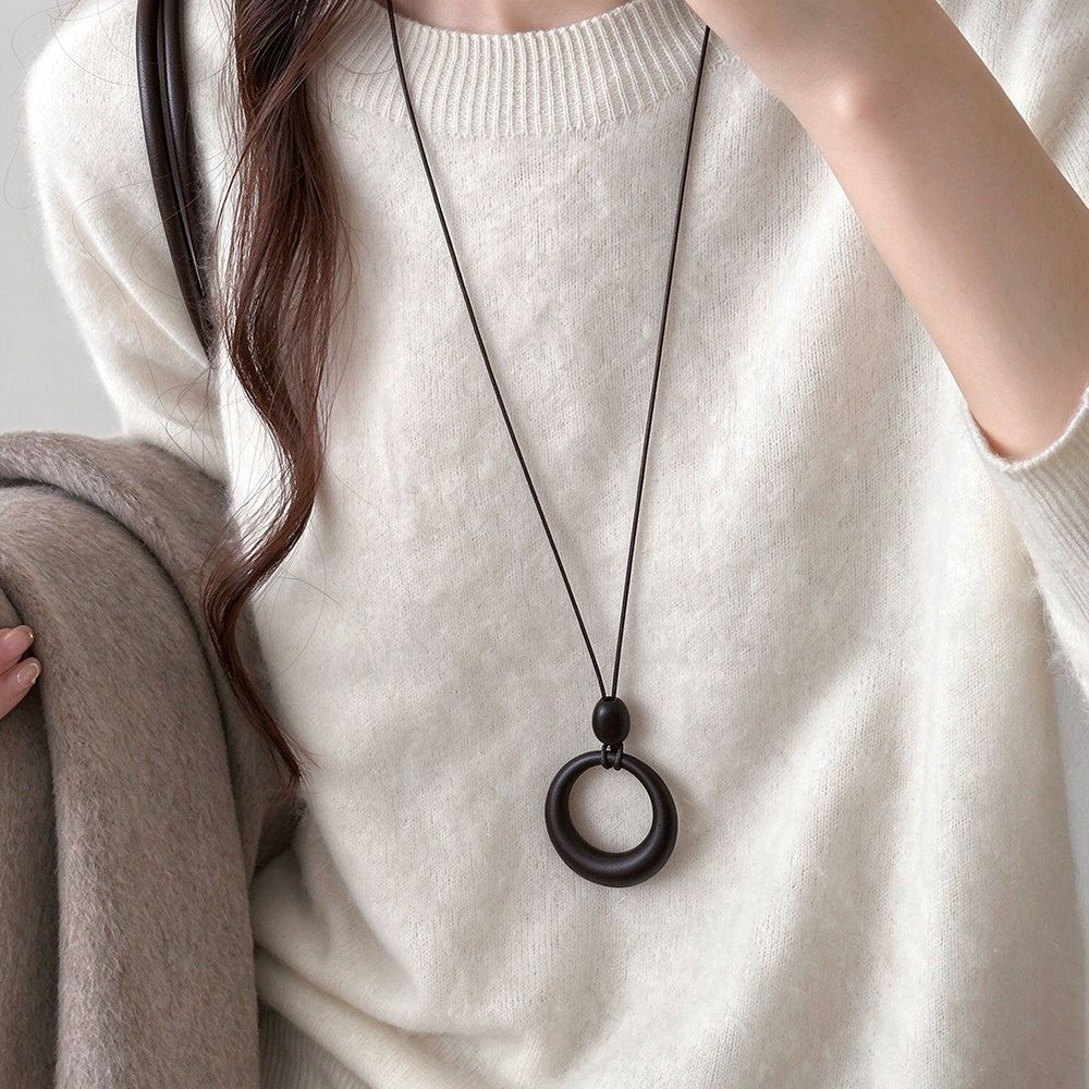Vintage Wooden Flower Pendant Sweater Necklace 6W6JNC1014