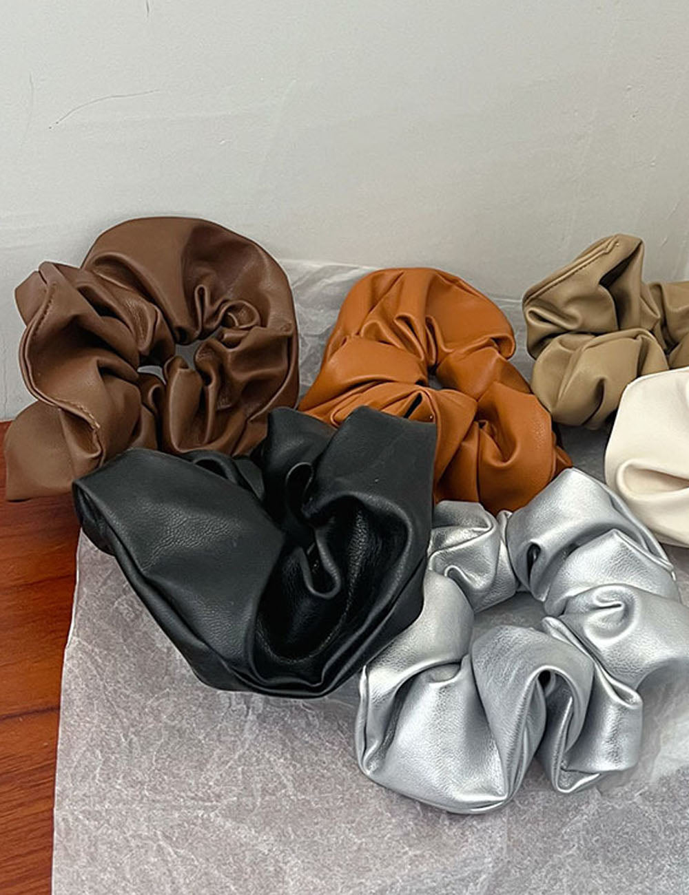 Danity Leather Ruffled Elastic Hair Scrunchies MK2BW6W6HSR53