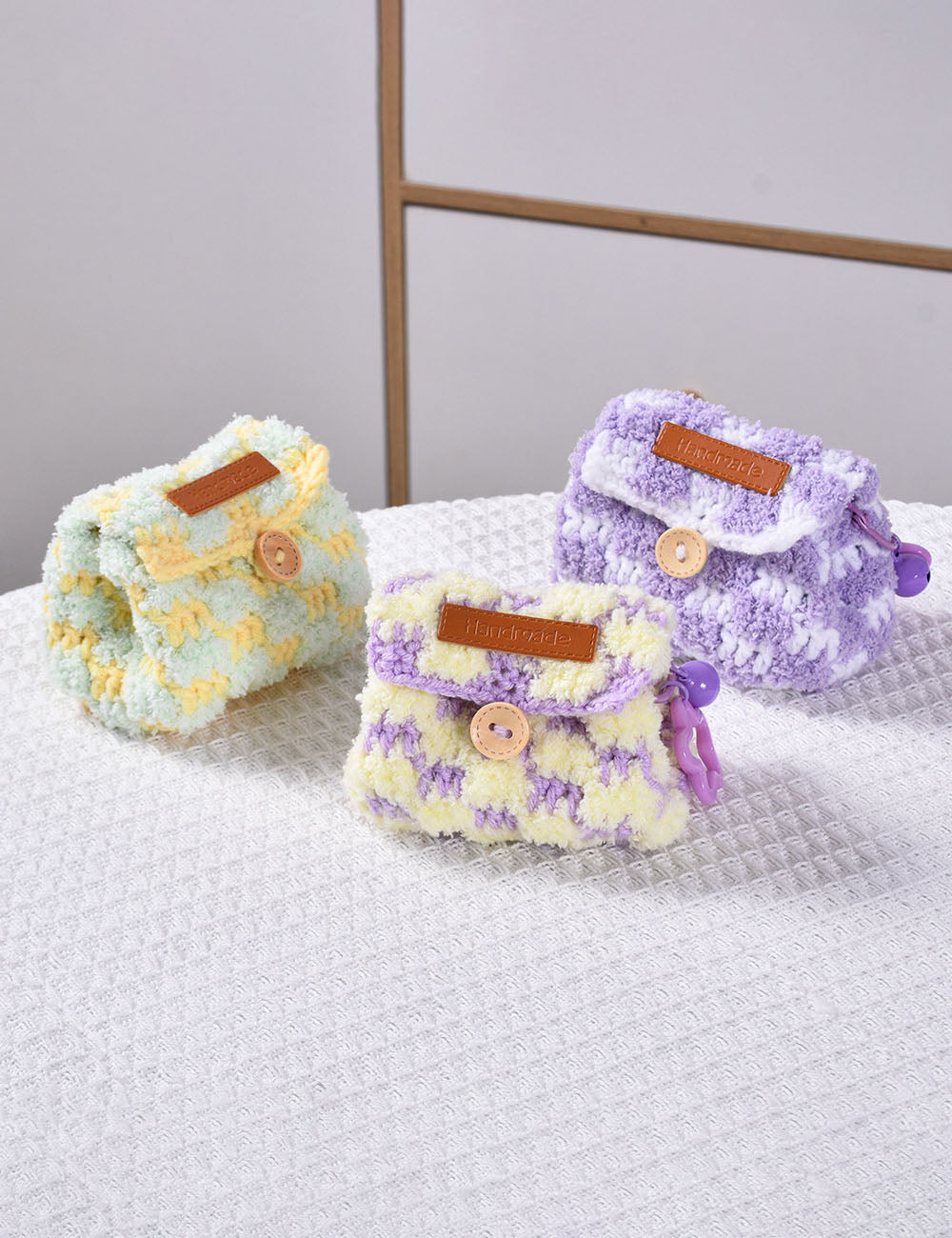 Cute Crochet Color Block Mini Coin Earbud Case 6S10BWB112