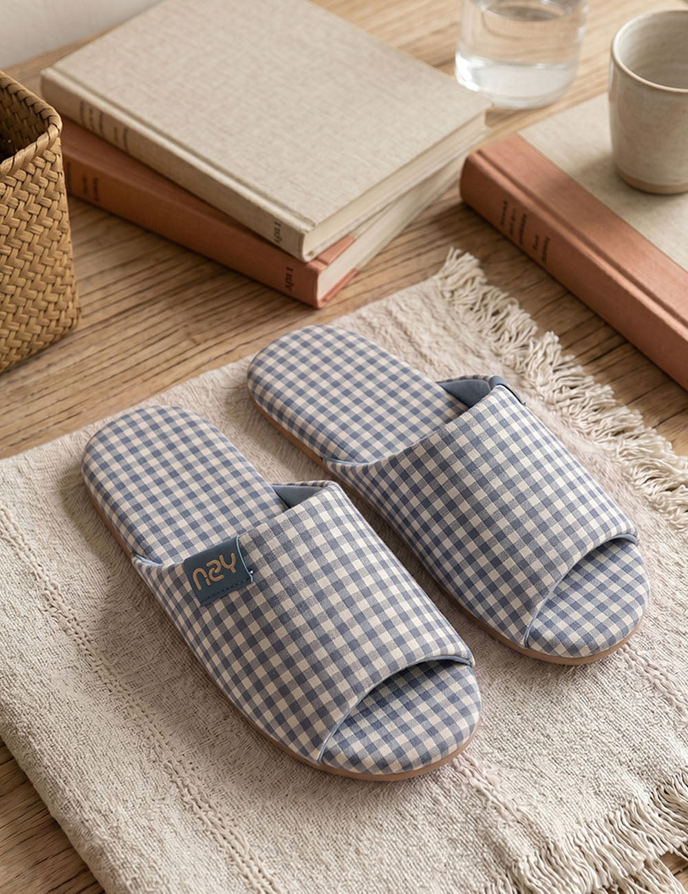 Plaid Soft Indoor Slippers - DippedShop Wholesale - #1859