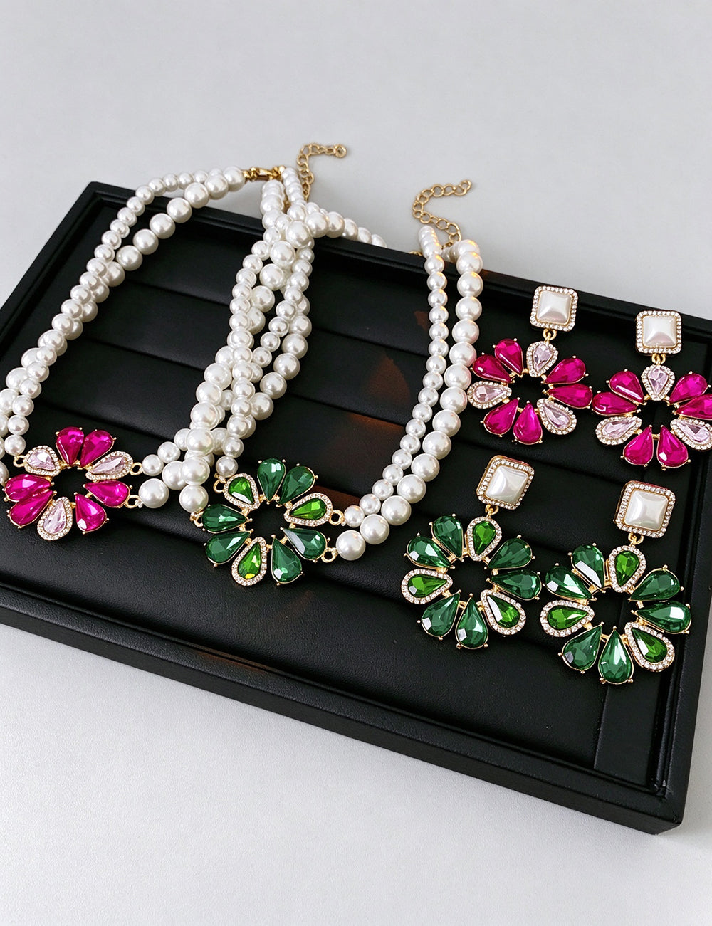 Elegant Rhinestone Floral Pendant Pearl Double Layer Necklace 6W6JNC918