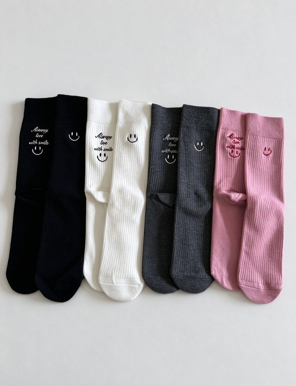 Smiley Face Crew Socks - DippedShop Wholesale - #0915