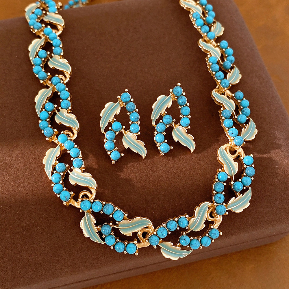 Vintage Enamel Leaf Splice Necklace 6W6JNC896