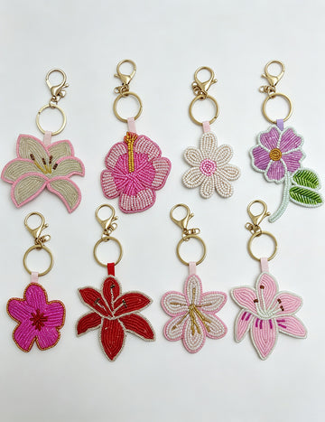 Sweet Handmade Beaded Floral Pendant Keychain 6W10BBC814