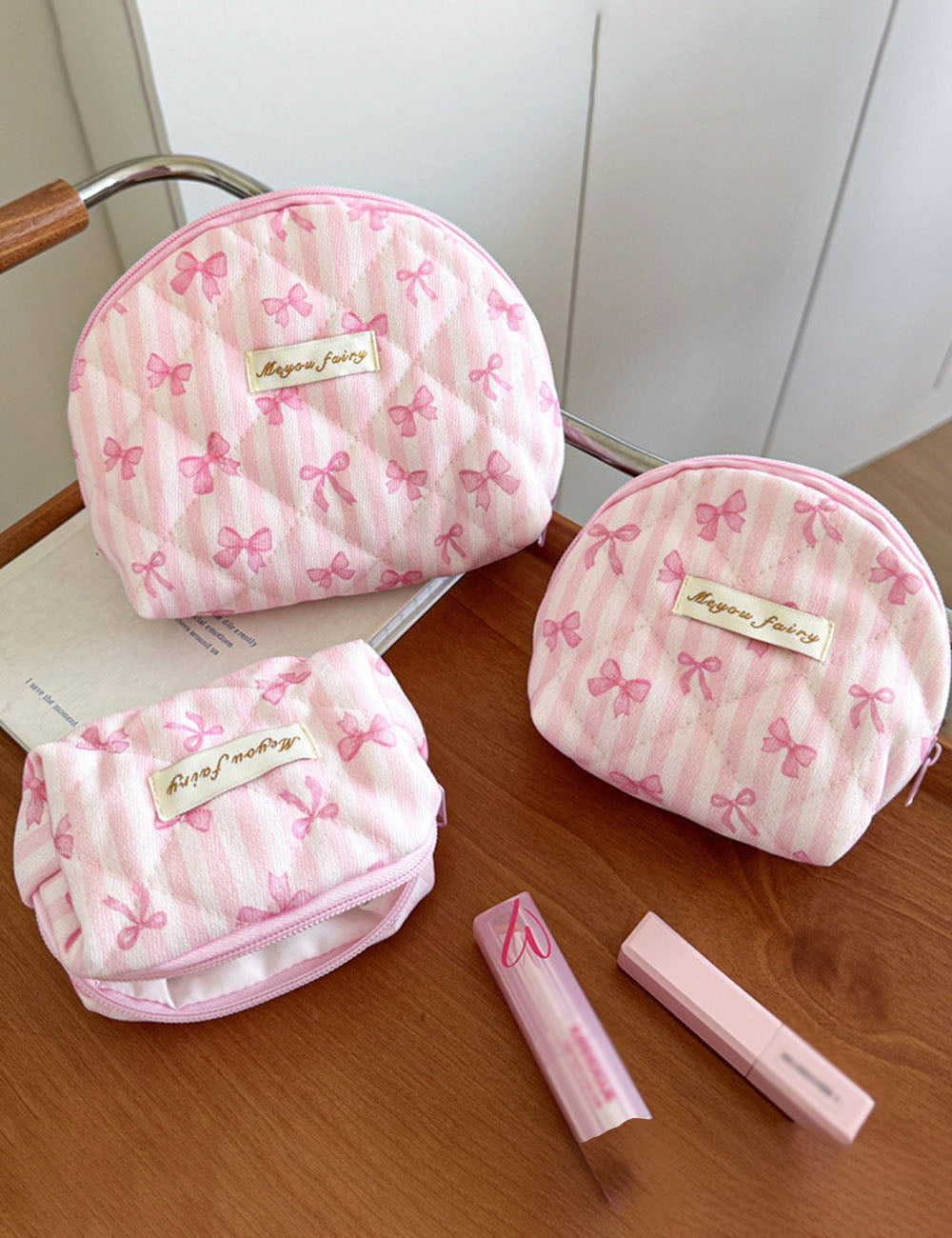 Colorful Polka Dots Quilted Shell Makeup Bag MK2BW6S10BOB123