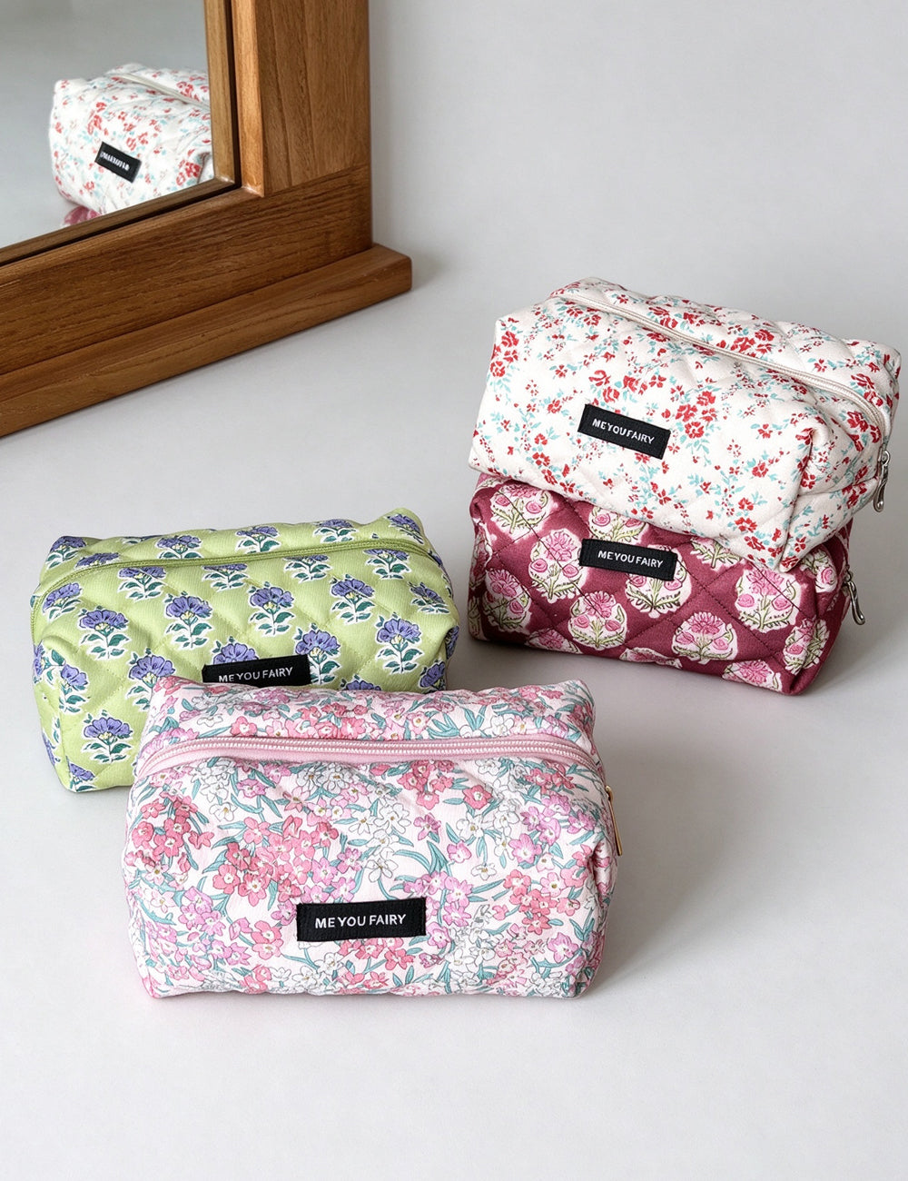 Sweet Floral Print Quilt Shell Cosmetic Bag 6C5CO280