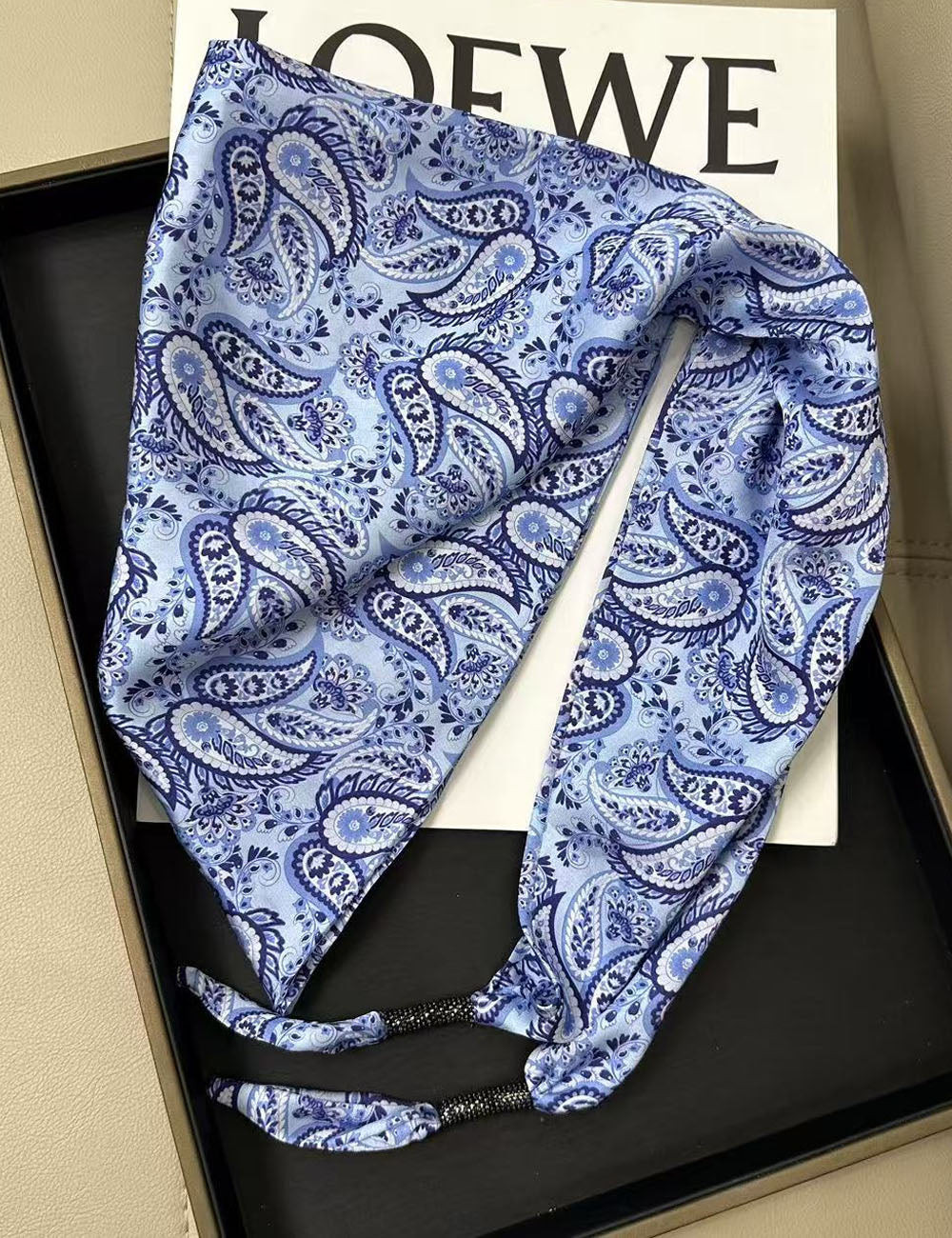 Chic Cashew Print Triangle Silk Scarf 6W6NSI242