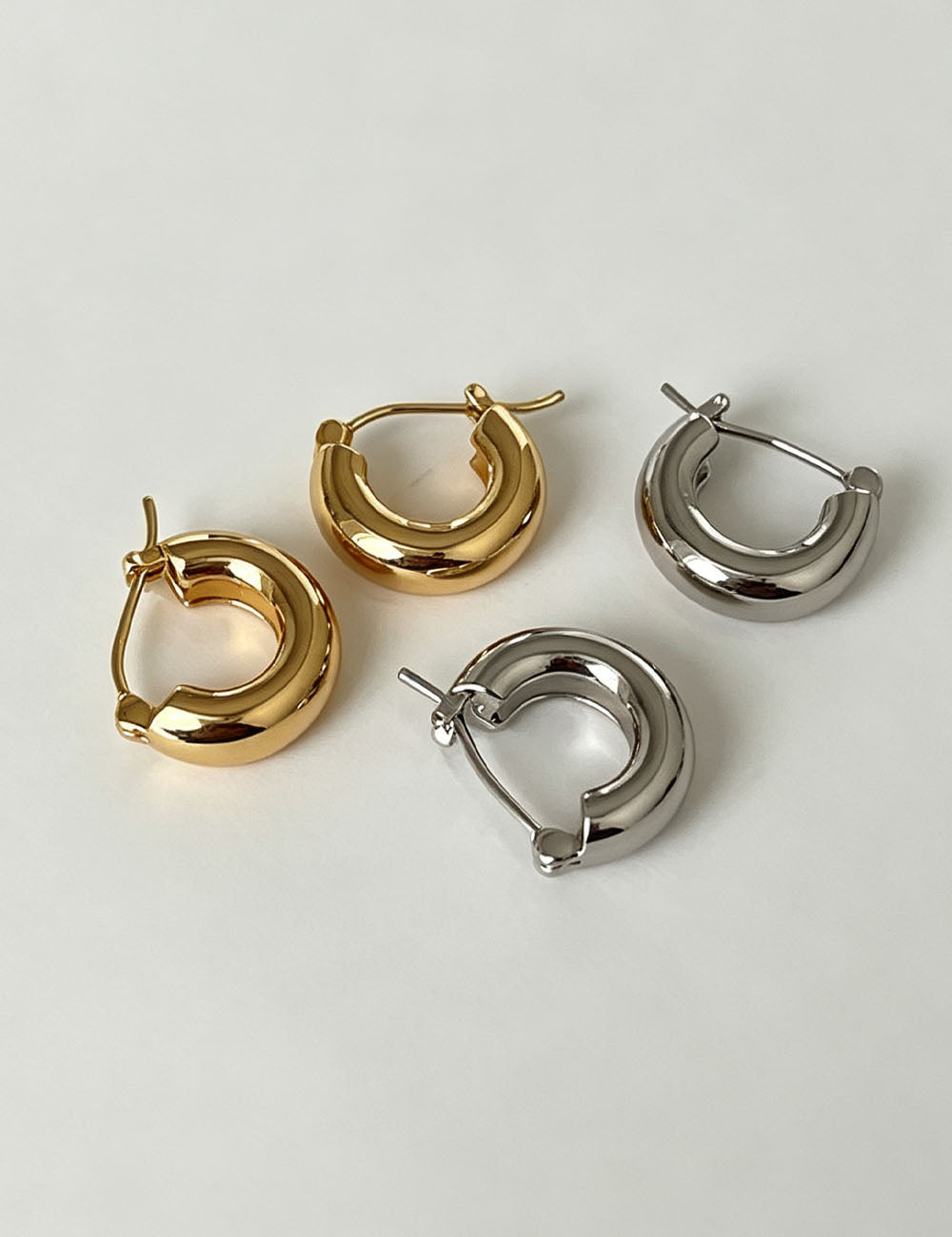 Hollow Thick Hoop Earrings - DippedShop Wholesale - #1683
