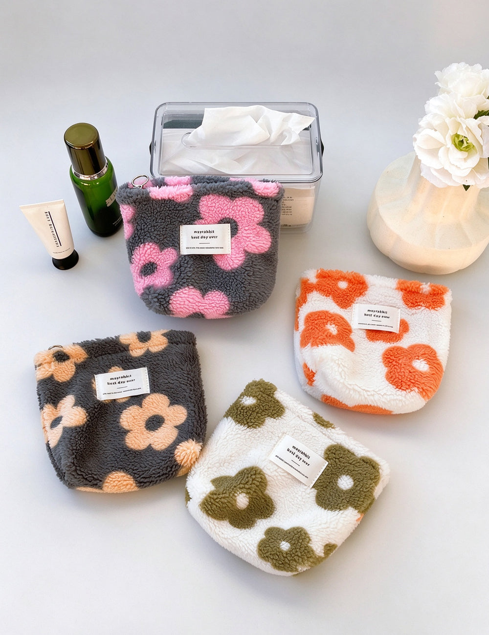 Sweet Floral Pattern Plush Cosmetic Bag 6C5CO276