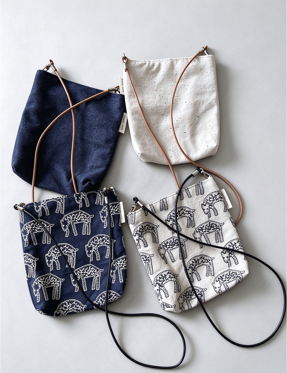 Minimalist Elephant Embroidery Crossbody Phone - DippedShop Wholesale - #2915