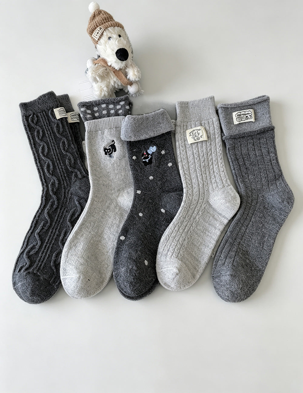 Retro Striped Embroidered Cat Thermal Socks 6W8FSO893