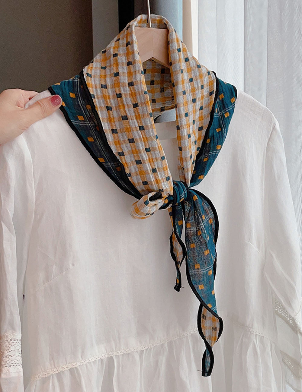 Stylish Plaid Print Reversible Silk Scarf 6W6NSI237