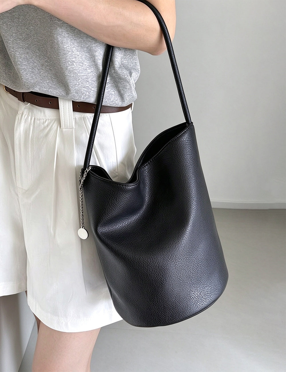 Minimalist Solid Color Bucket Underarm - DippedShop Wholesale - #6547