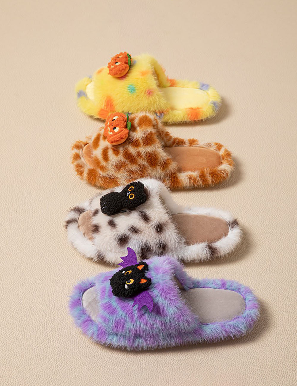 Spooky Halloween Cartoon Plush Slippers 6W8FSP223