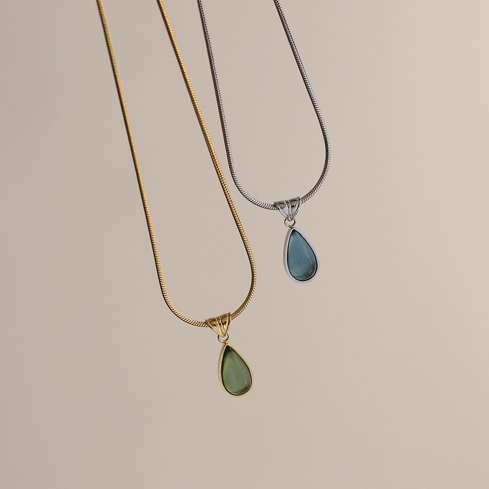 French Teardrop Pendant Snake Chain Necklace 6W6JNC1075