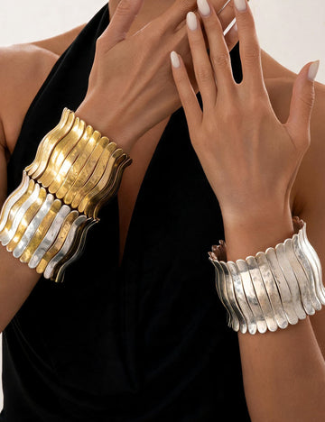 Bold Gold Plated Stretch Statement Bracelet 6W6JBR593