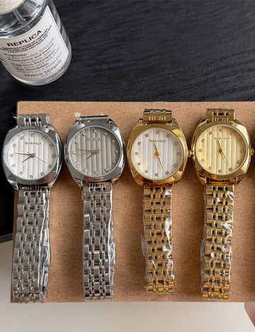 Analog Quartz Watch - DippedShop Wholesale - #1667