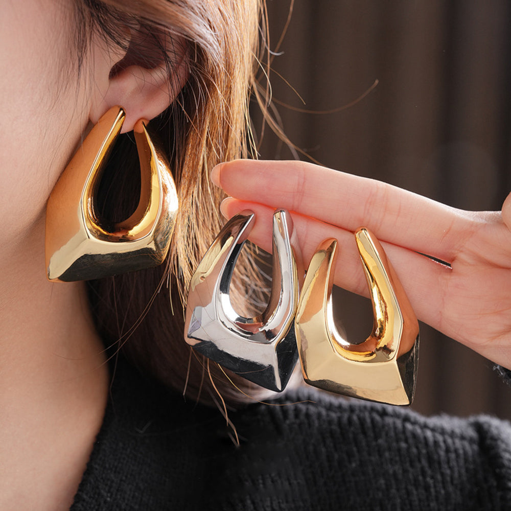 Chunky Irregular Gold Plated Statement Stud Earrings 6W6JER732