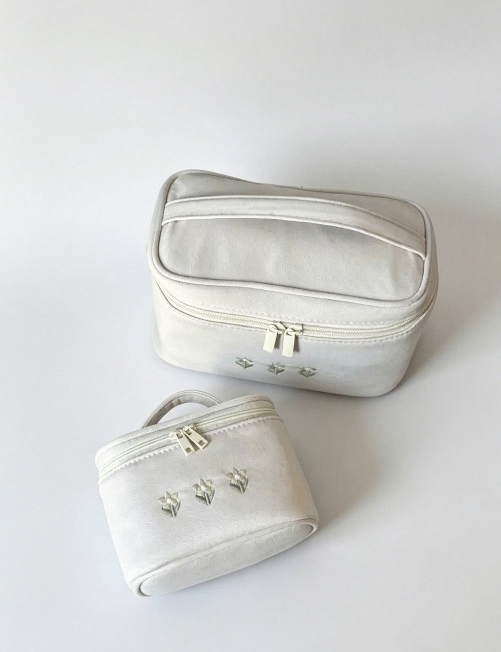 Floral Embroidered Makeup Bag - DippedShop Wholesale - #8611