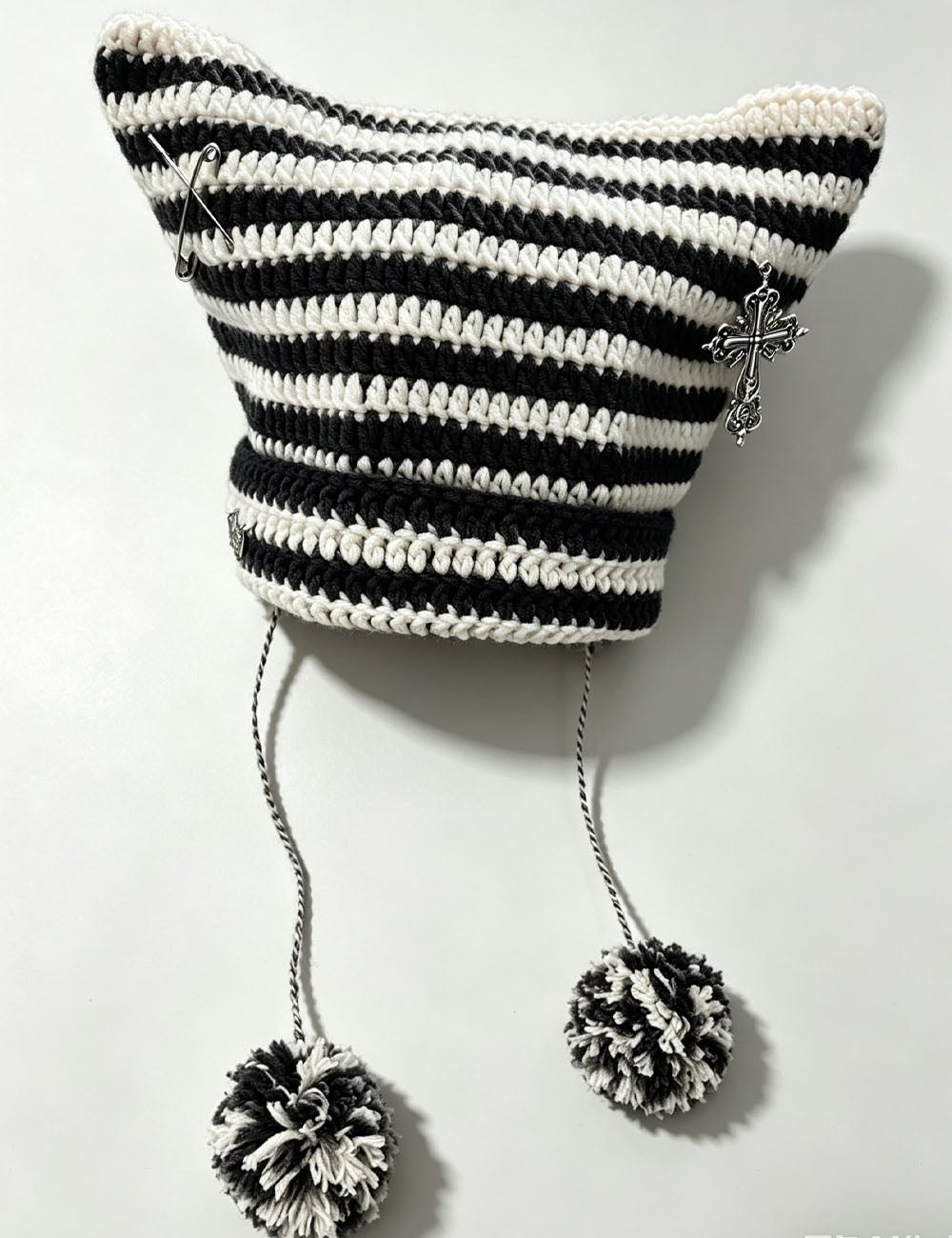 Cross Pendant Cat Eye Beanie - DippedShop Wholesale - #9363