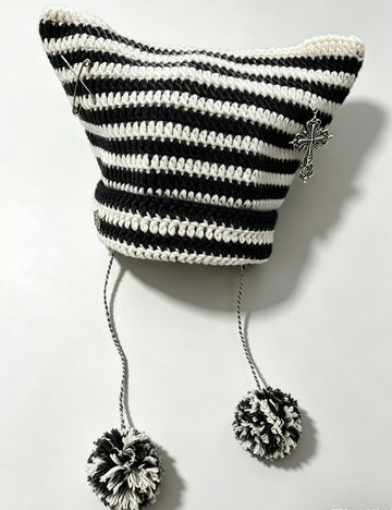 Retro Cross Pendant Cat Eye Beanie With Pompoms 6W6HAT525