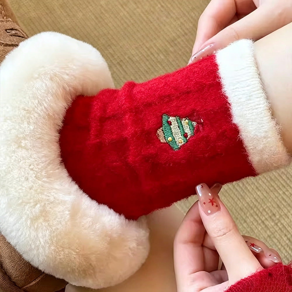 Christmas Embroidered Cable Crew Socks 6W8FSO909