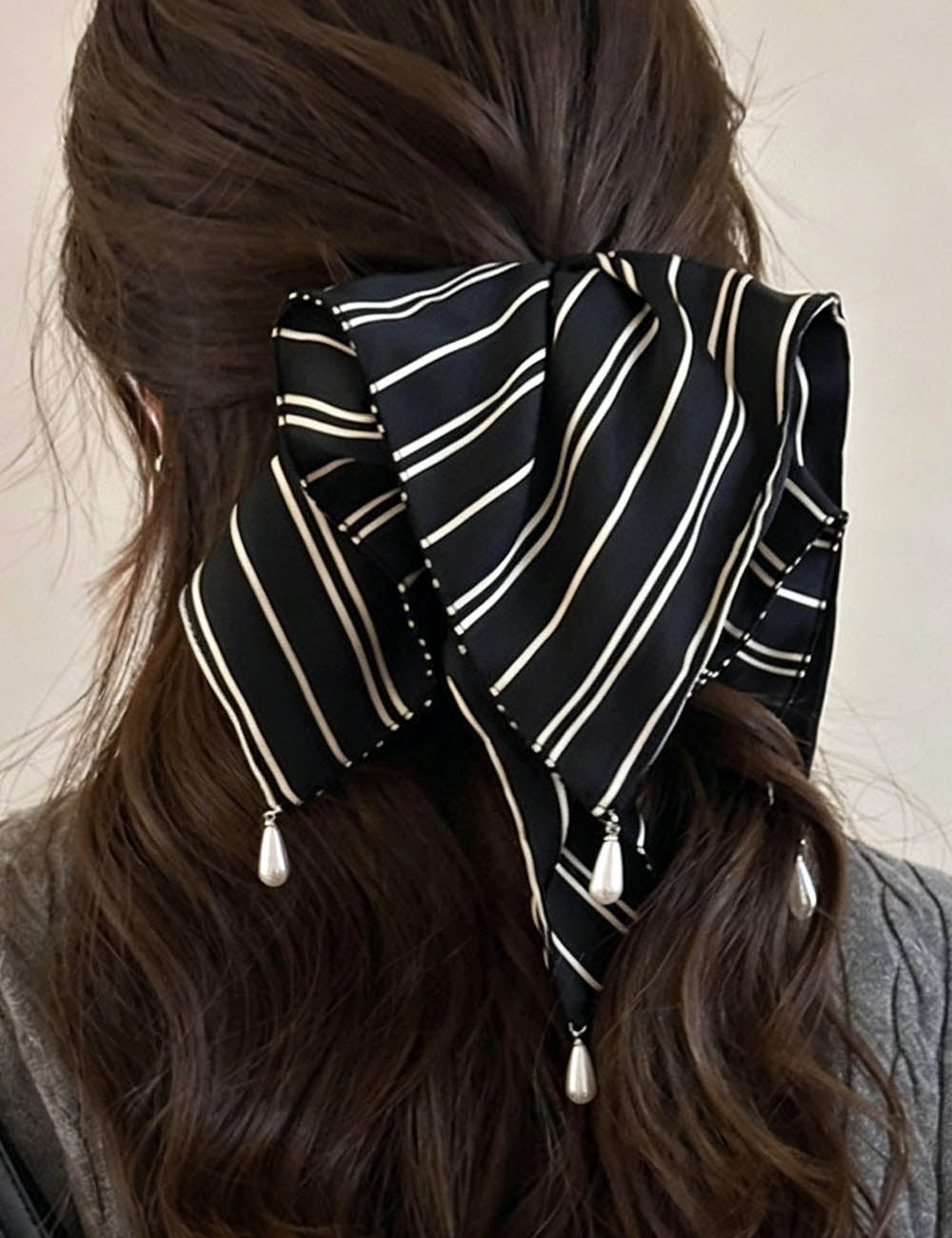 Minimalist Striped Pearl Square Hair Scrunchies MK2BW6W6HSR65