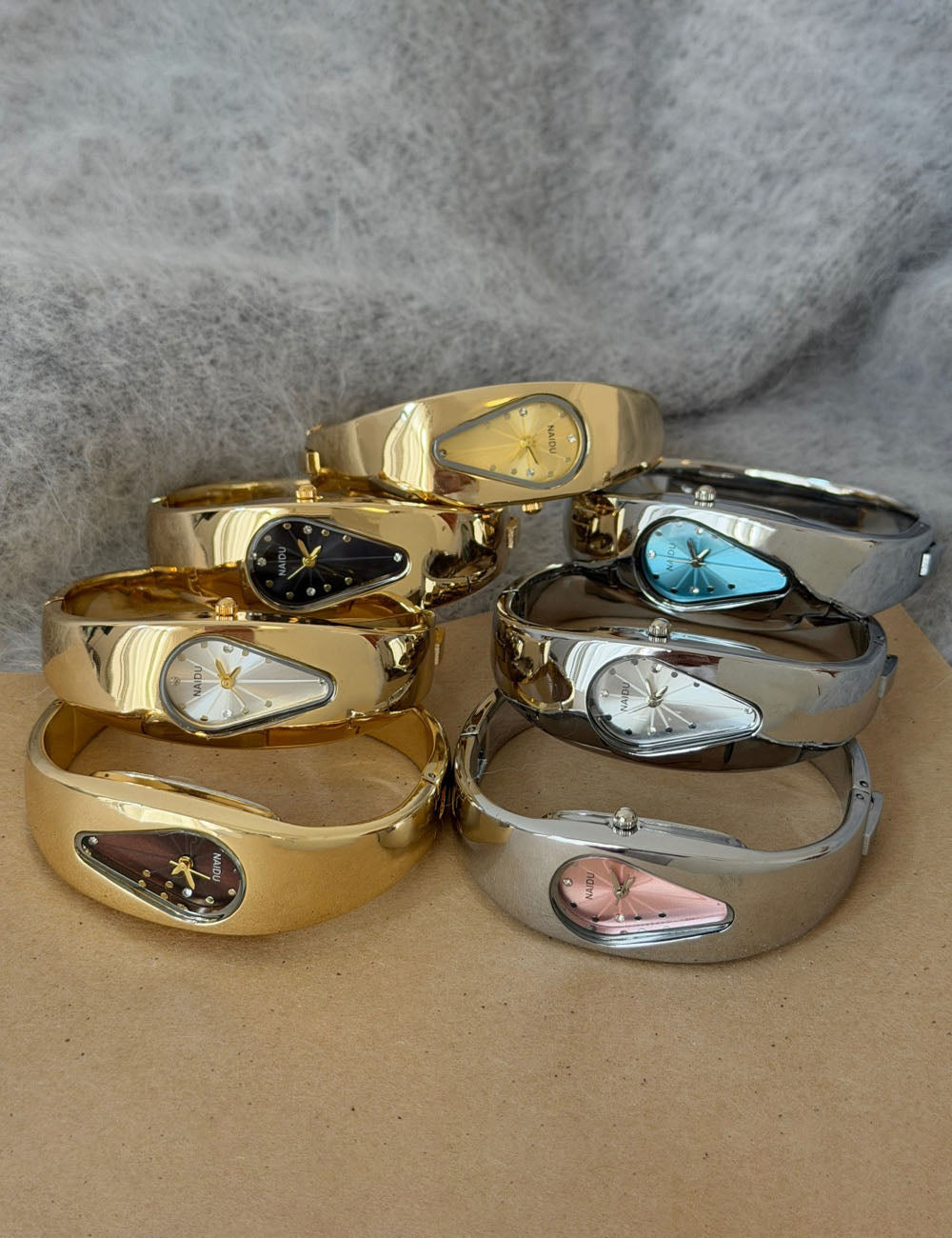 Chunky Teardrop Bracelet Watch - DippedShop Wholesale - #0035