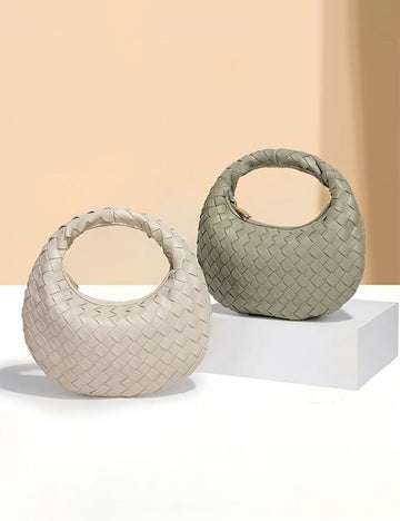 Trendy Hand-Woven Crescent Underarm Handbag 6W10BBG1392