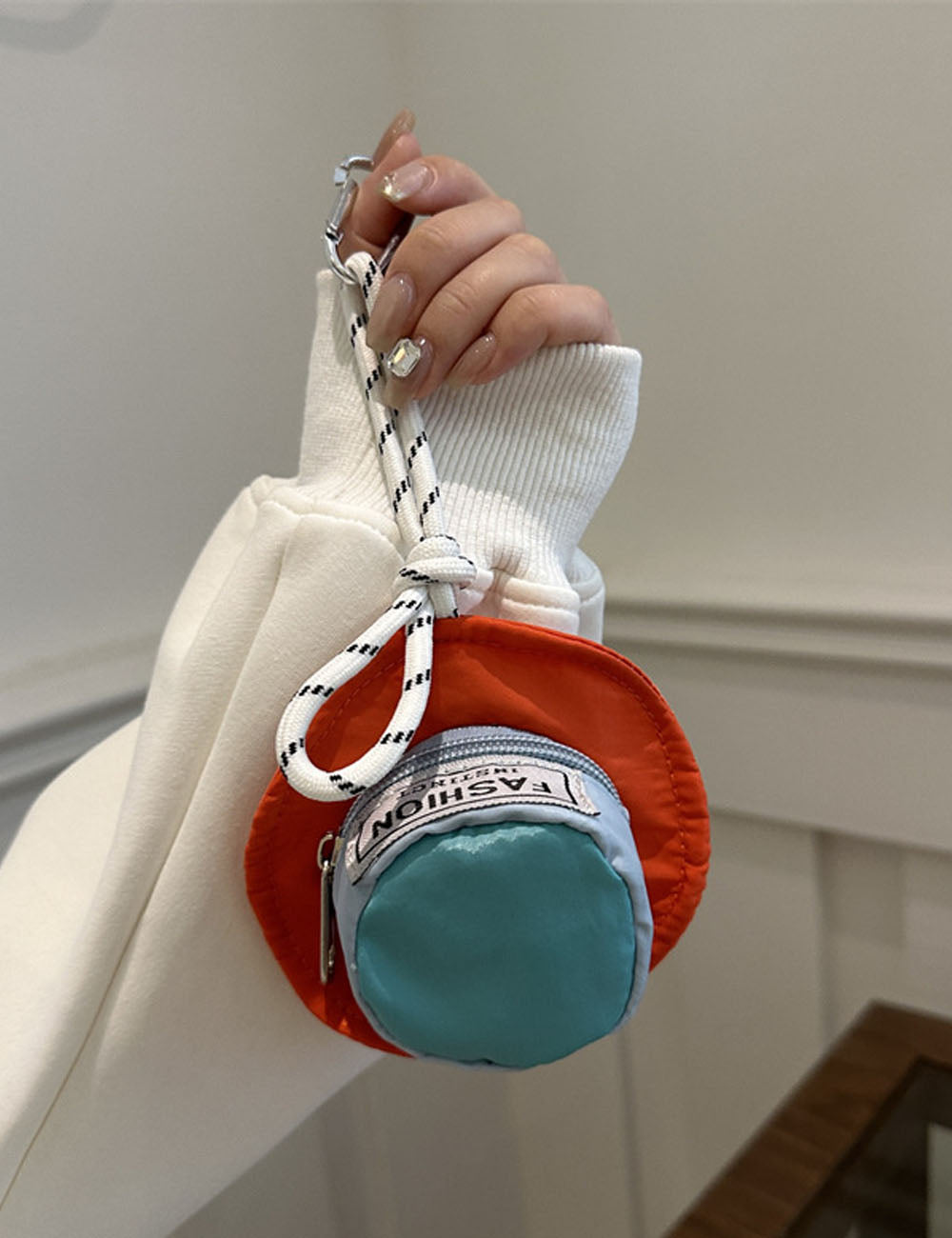 Hat Shape Earbud Case - DippedShop Wholesale - #5651