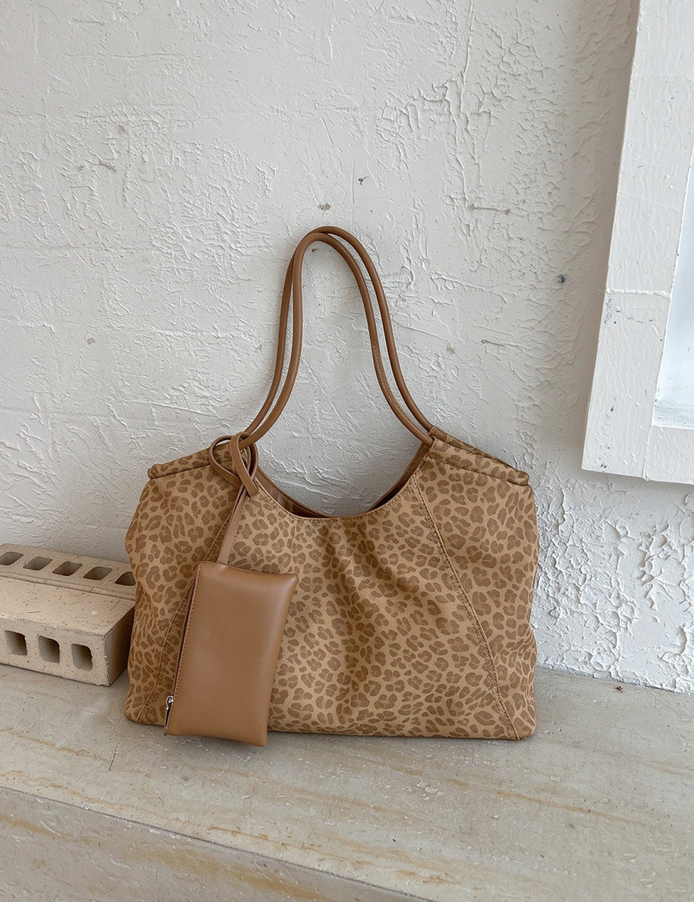 Retro Leopard Print Shopping Tote Bag 6W10BBG2483