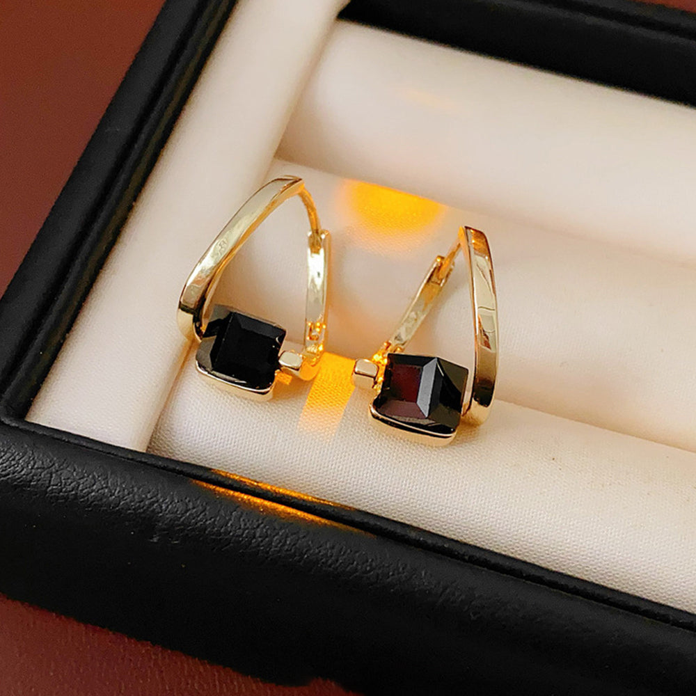 Trendy Irregular Cubic Zirconia Hooop Earrings 6W6JER702