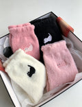 Cute Embroidered Cat Velvet Socks 6W8FSO884