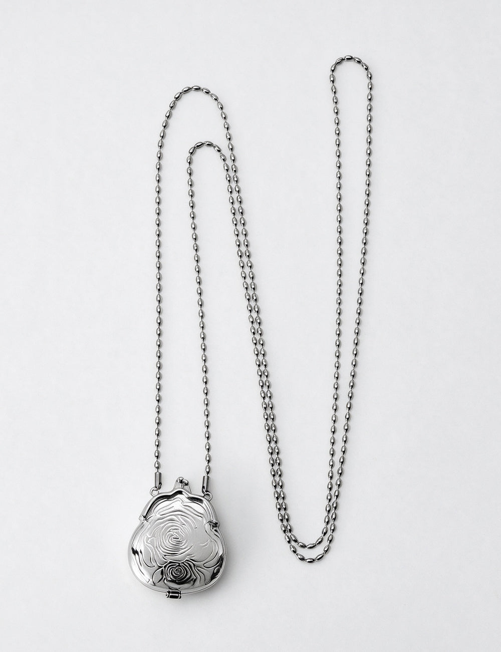 Stylish Engraved Rose Locket Pendant Chain Necklace 6W6JNC1015