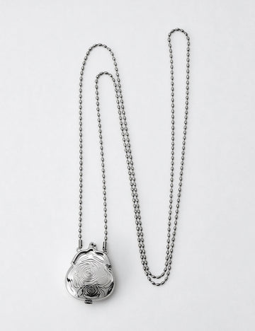Stylish Engraved Rose Locket Pendant Chain Necklace 6W6JNC1015