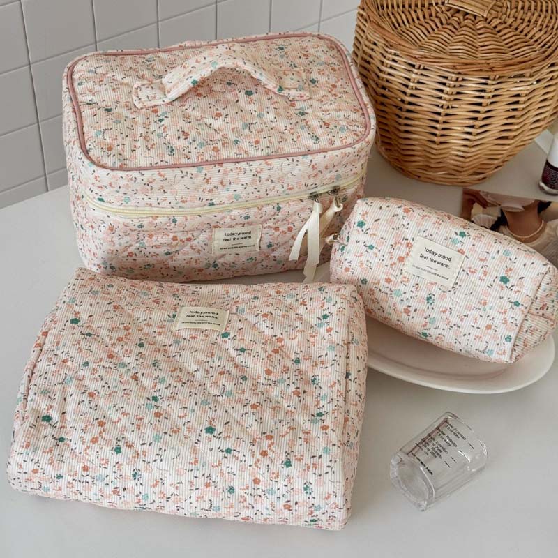 Flower Print Makeup Bag - DippedShop Wholesale - #4883