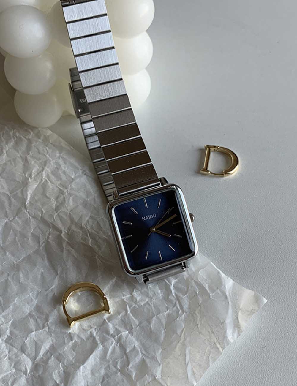 Square Dial Bamboo Link Bracelet Quartz Watch DP2F739