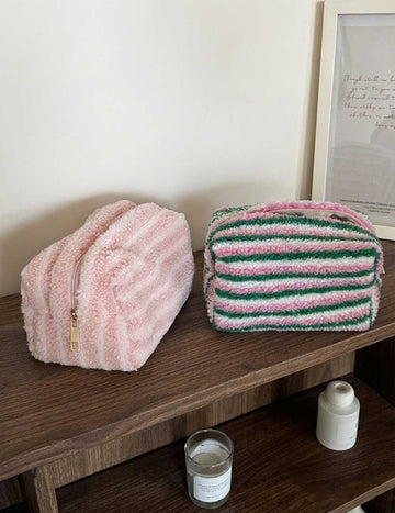 Color Contrast Stripe Plush Makeup Bag DP25H553