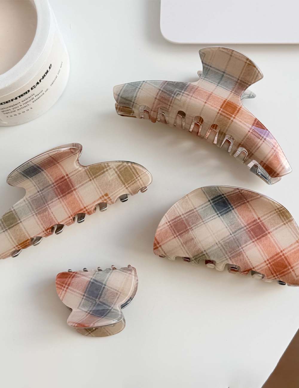 Plaid Acrylic Hair Claw - DippedShop Wholesale - #0339