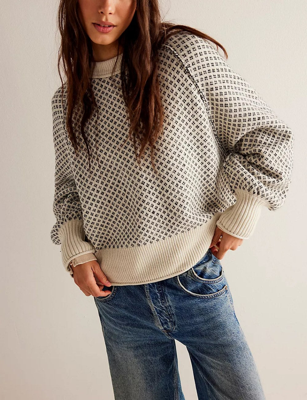 Simple Jacquard Round Neck Pullover Sweater DPT0811