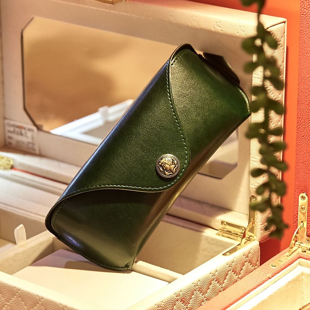 Minimalist Portable Leather Glasses Case DP25B922