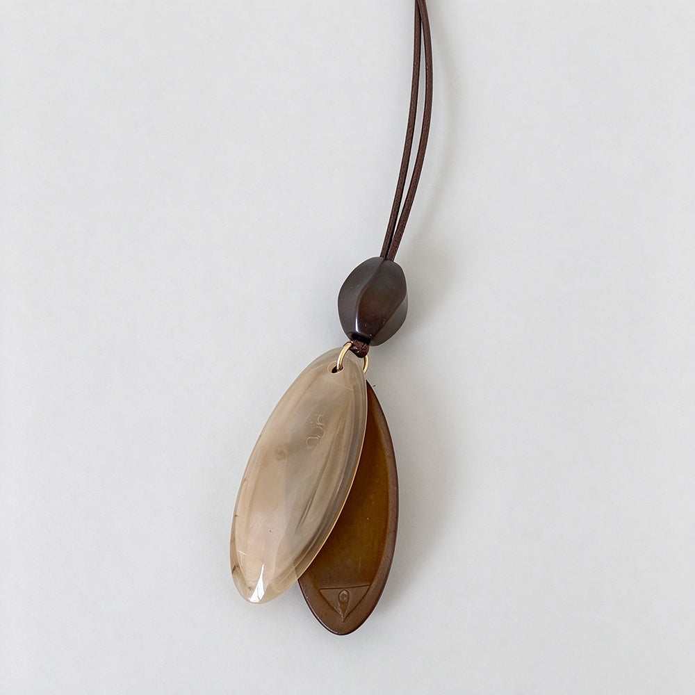 Irregular Resin Pendant Necklace - DippedShop Wholesale - #2035