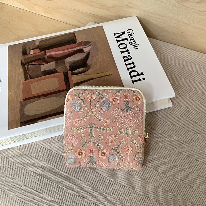 Vintage Floral Embroidery Portable Jewelry Case 6W13HSJ94