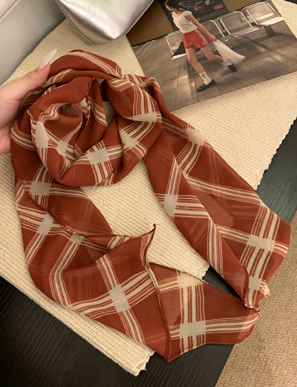 Chic Floral Print Lightweight Silk Scarf 6W6NSI197