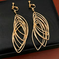 Layered Hollow Out Feather Dangle Earrings 6W6JER765