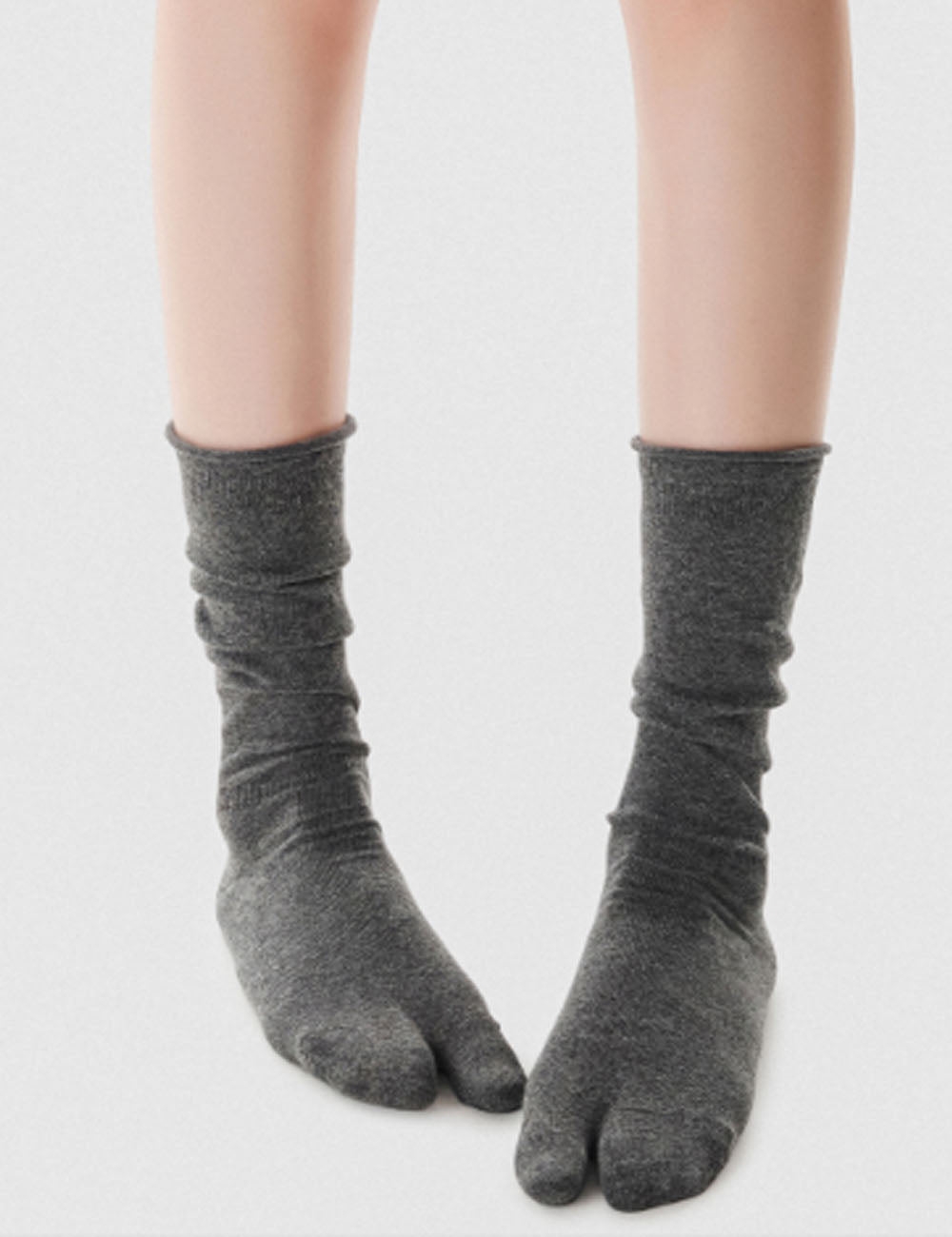 Fashion Solid Color Lightweight  Slouch Tabi Socks 6W8FSO534