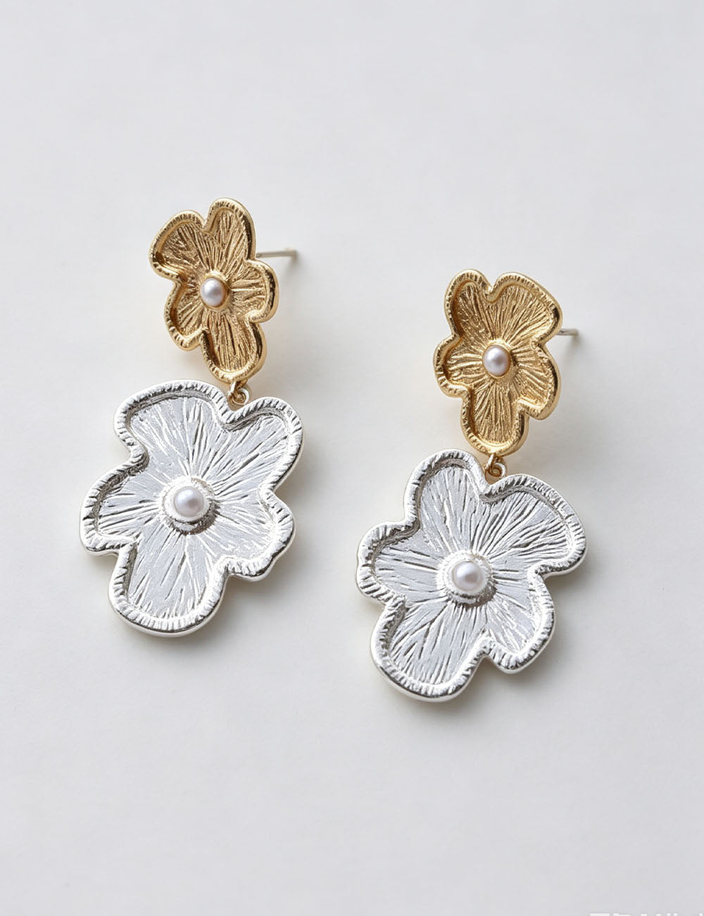 Floral Pearl Dangle Earrings - DippedShop Wholesale - #0323